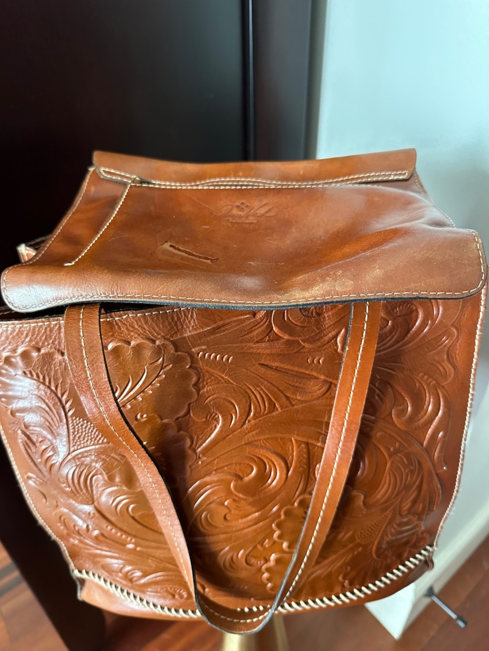 Patricia Nash Tooled Floral Leather Tote and matching pouch in Cognac Brown - Picture 2 of 12